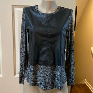 NWT Generation Love Chloe LTH L/S Top, small
